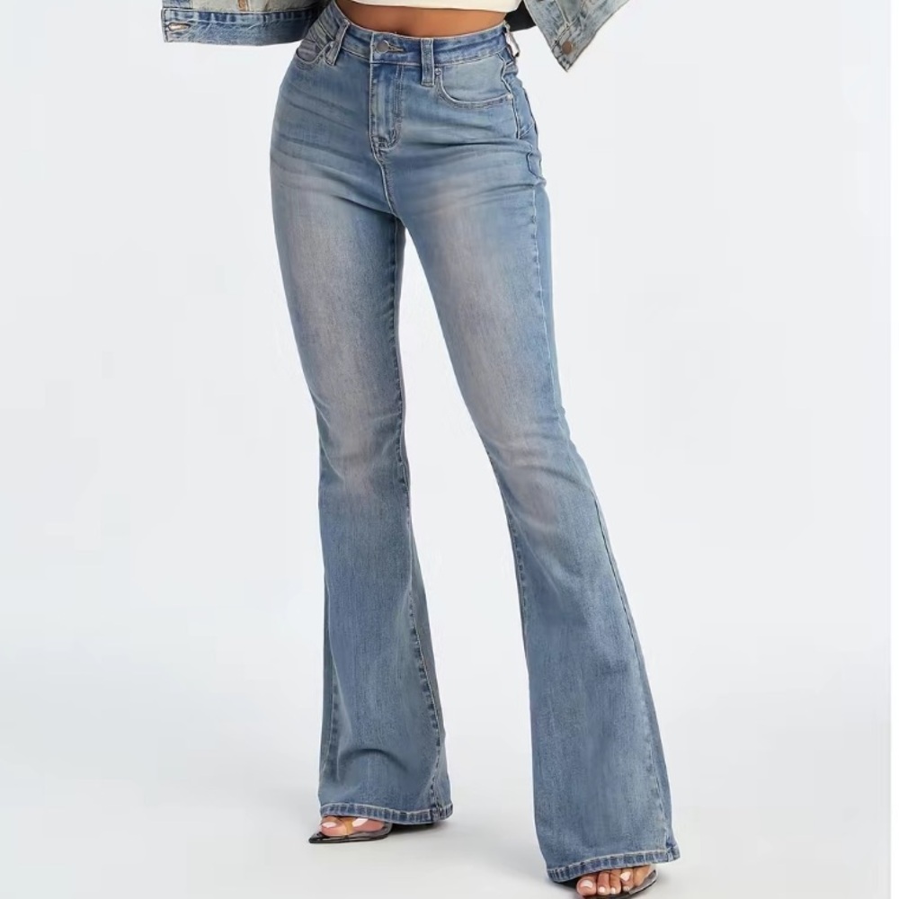 2 Jeans Size 7 Tall Tummy Control Bootcut / Flare Denim Grey / Blue Fashion Nova